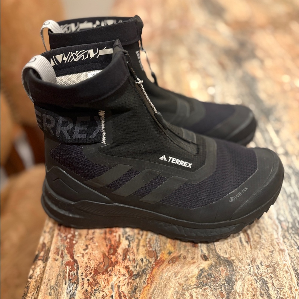 Adidas NEW Without Tags Women’s Size 5 Terrex Black Hiking Shoes